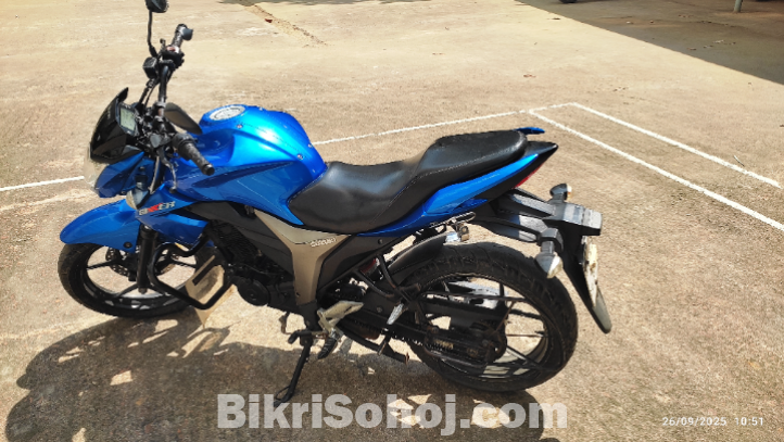 Suzuki Gixxer Monotone 2016
